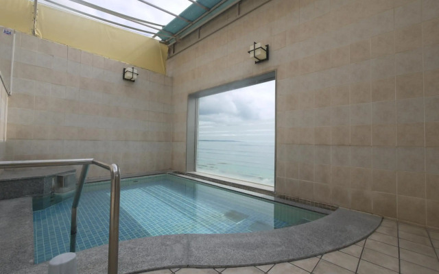 Hotel Route Inn Nago