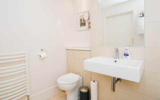 1 Bedroom Flat In Kings Cross