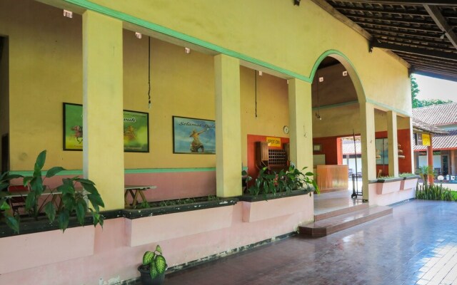 Hotel Raung View by OYO Rooms