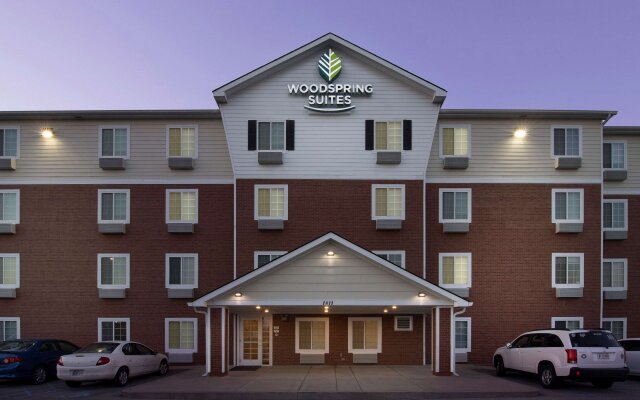 WoodSpring Suites Louisville Clarksville
