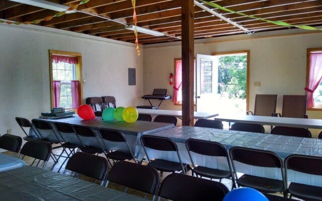 Fish & Loaves Bed and Breakfast