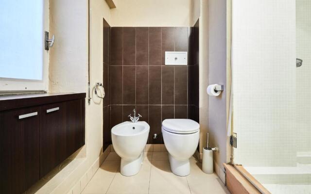 Stellar 70 Style Studio with Terrace-Heart of Milan