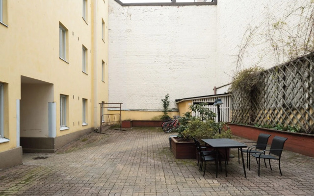 Renovated Top Floor Studio in Kallio