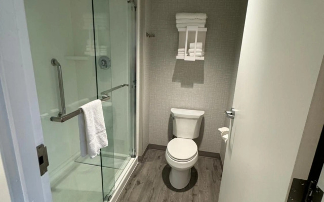 Hampton Inn by Hilton Kingston