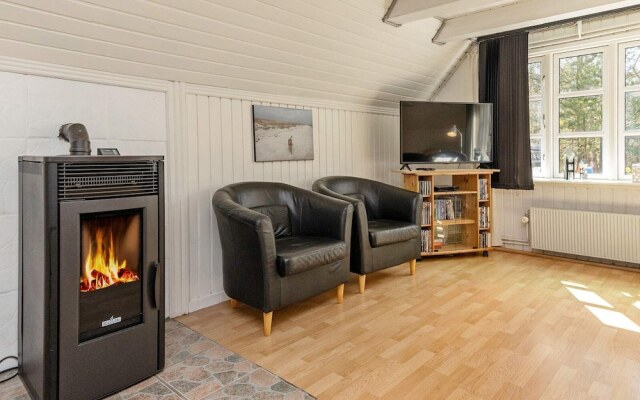 6 Person Holiday Home in Hals-by Traum