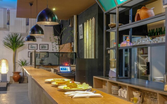 OYO 957 De-lima Residence