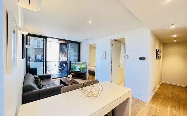 Flinders Street Apartments