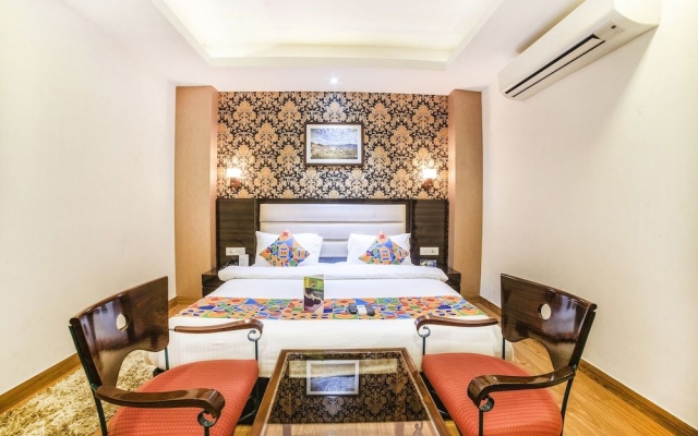 Fabhotel Galaxy
