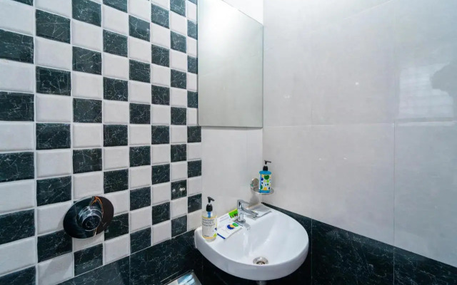 Itsy Hotels Anand Executive, Near Amanora