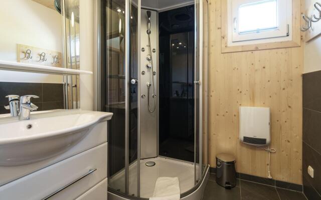 Chalet in Sankt Georgen on Ski Slopes