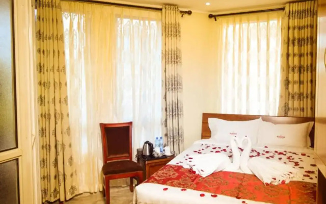 Velvet Hotel and Restaurant