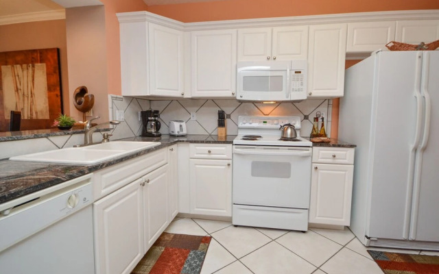 Tides Beach Club 5-354 by Vtrips