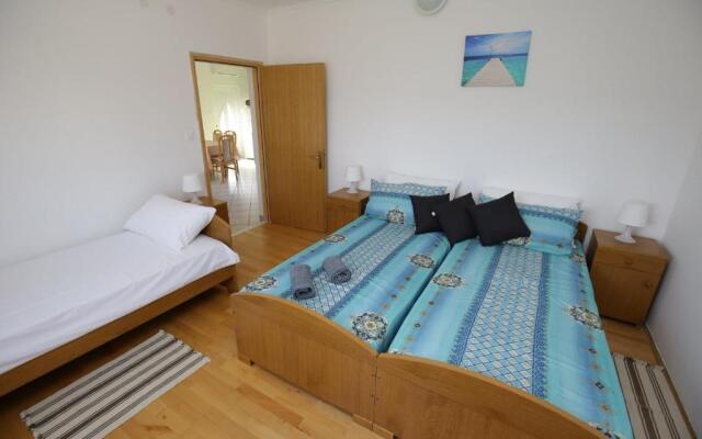 Apartments Vrkic