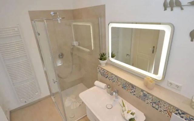 Heart Shell in the Villa Li