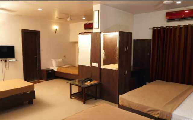 Hotel Anushree