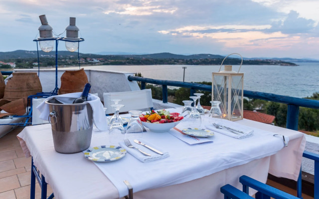 Agionissi Resort Hotel