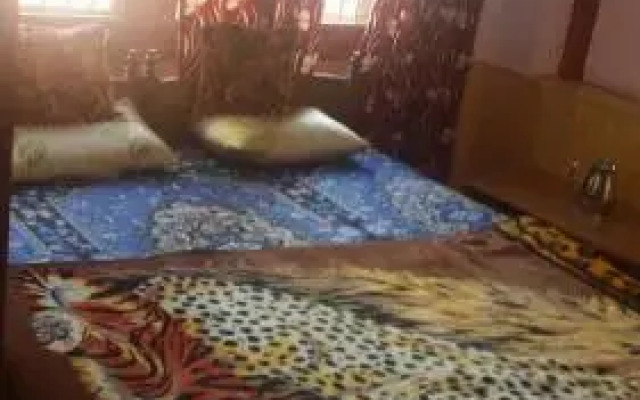 Taj Guest House