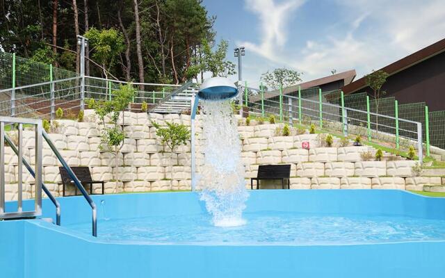 Epop Resort Pension