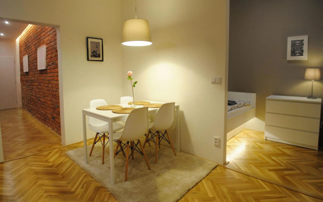 Apartments Centre in Style