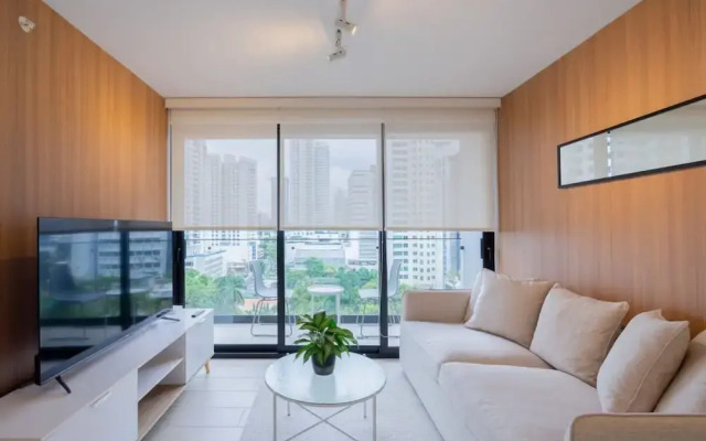 w Captivating 1BR in San Francisco