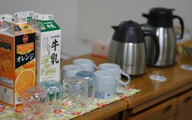 Youth Guest House ATOMA - Hostel