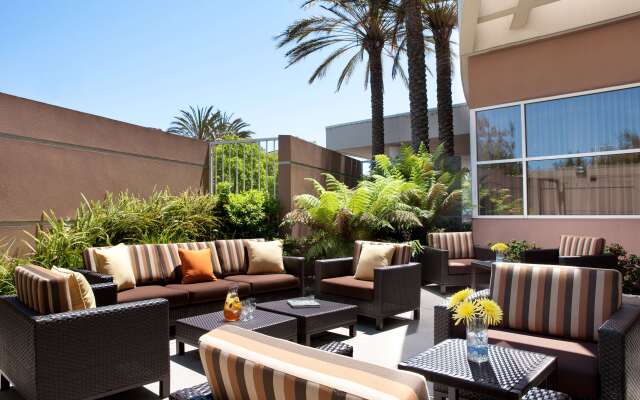 Sonesta Emeryville - San Francisco Bay Bridge