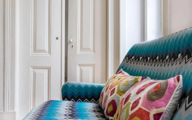 The Color Suites & Rooms