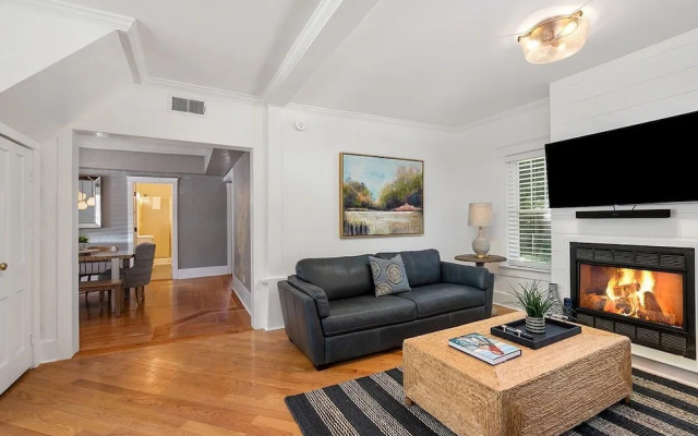 Saugatuck Harbor House