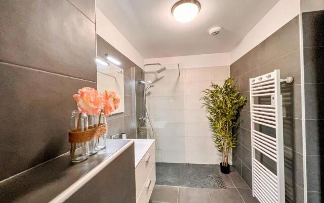 GINA - Lumineux, balcon, wifi, clim - Ajaccio
