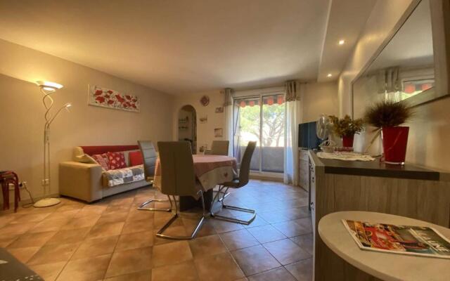 Appartement Sainte-Maxime, 2 pièces, 4 personnes - FR-1-226-483