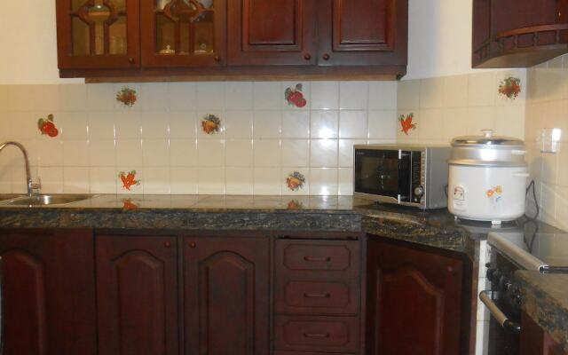 Akara Suites - Aloe Avenue