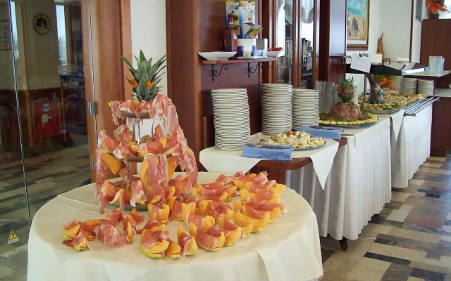 Hotel Zeus