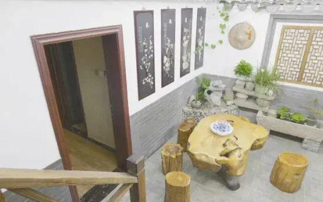 Wuzhen Muxin Courtyard Inn