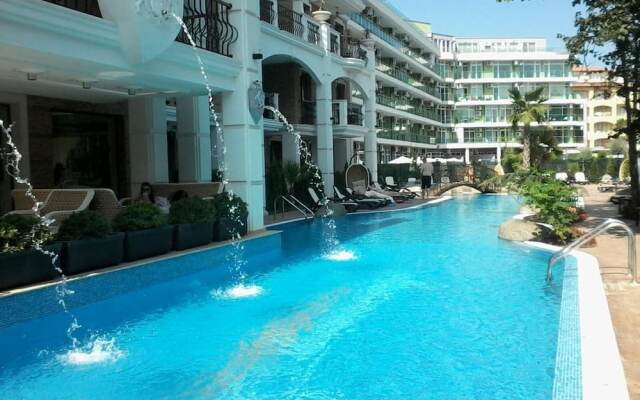 Harmony Suites Dream Island