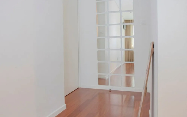 Liiiving in Porto Balcony Drag o View