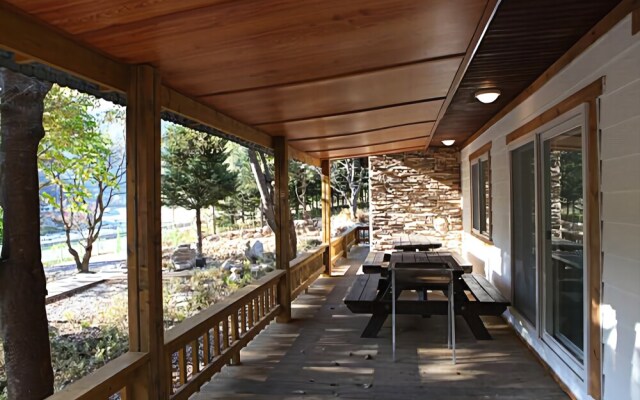 Pyeongchang Thundercloud Villa Pension