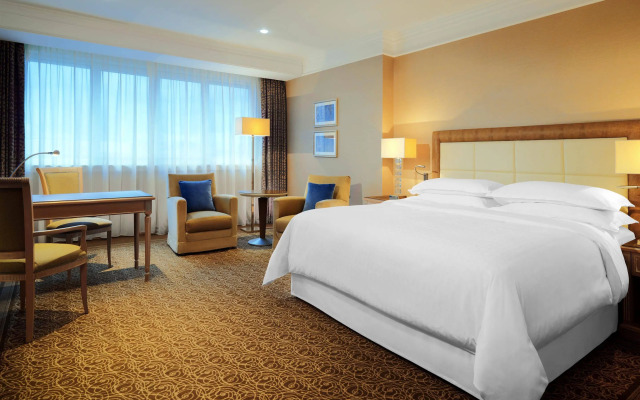 Sheraton Club des Pins Resort