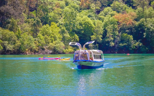 Zirahuen Forest And Resort