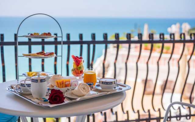 Grand Hotel Le Rocce
