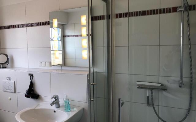 Fritz_Reuter_Str_Sonnenuhr_Wg_5