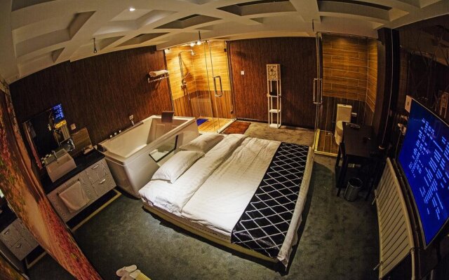 Dalian 1219 Theme Hotel