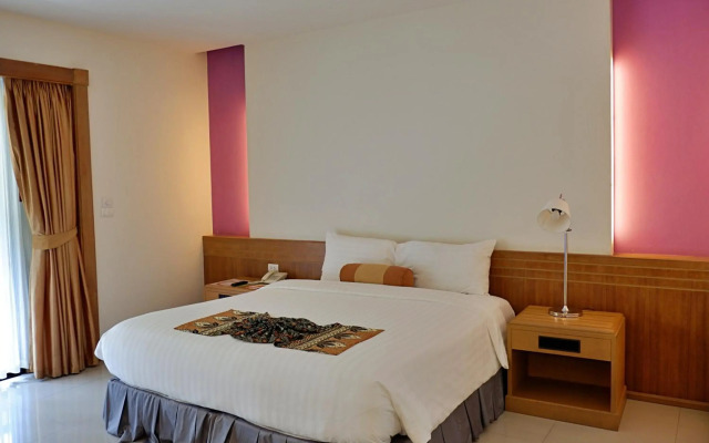 Baan Sailom Resort