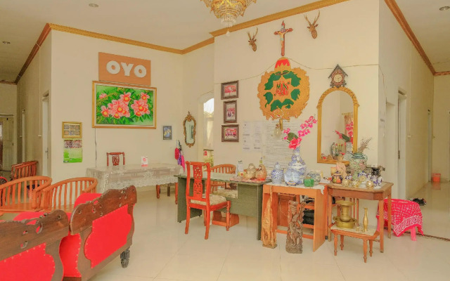 OYO Life 414 Loji Rejo Guest House