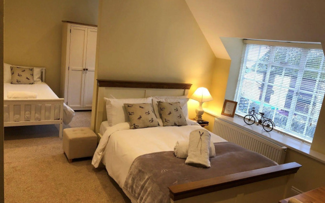 The Lodge at Broadway