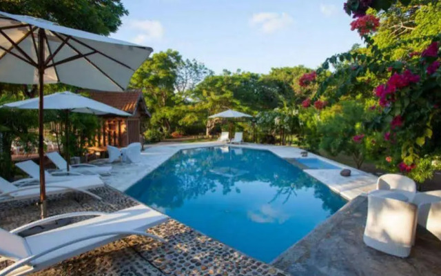 Bajo Komodo Eco Lodge