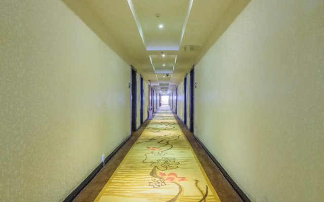 Katie Hotel (Nanning Anji Avenue 33 Middle Metro Station)