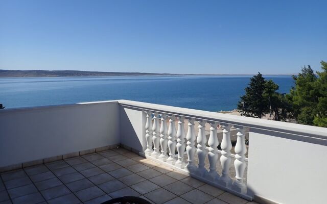 Apartments Bucic