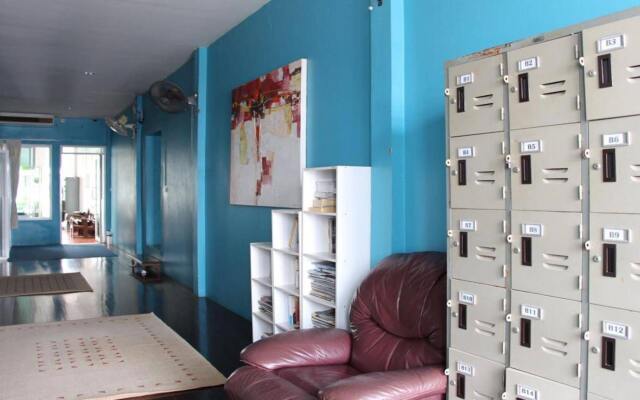 OYO 1054 Phuket Backpacker Hostel