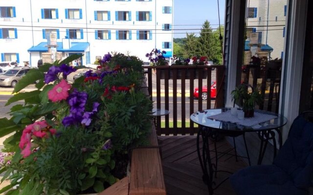 Bridge View Motel