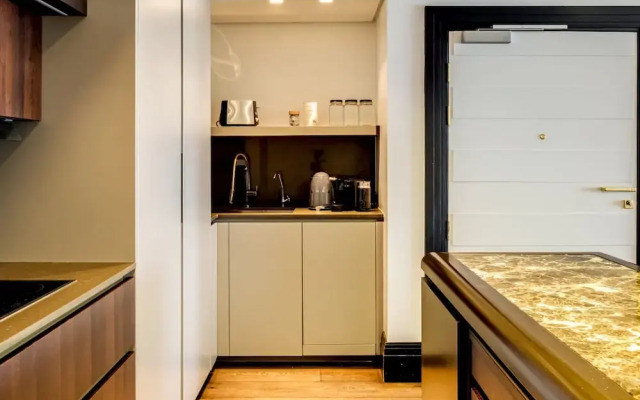 Chic Apartment w Amazing Views Dunmore Luxe
